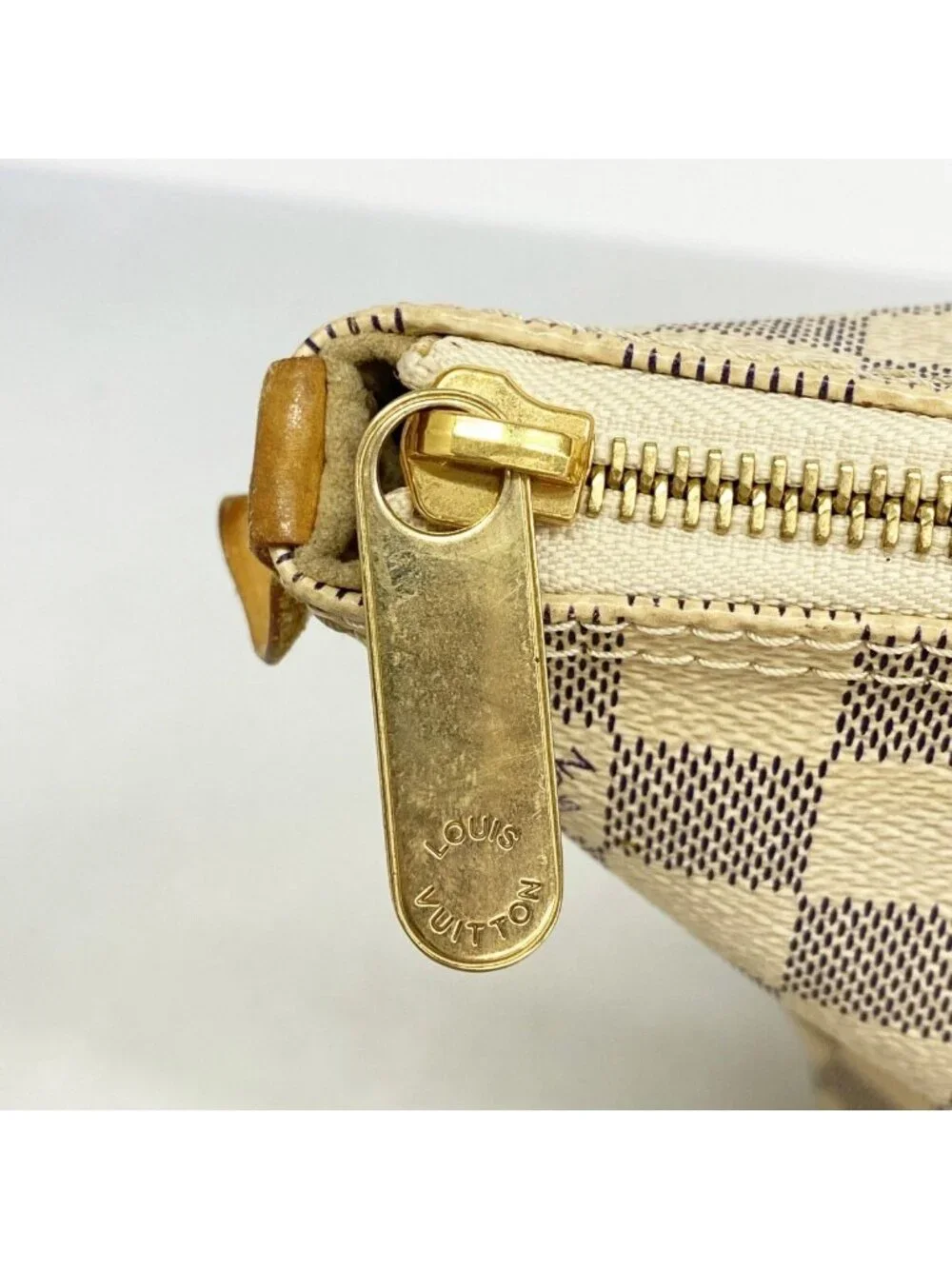 Louis Vuitton Tote Damier Azur Saleya PM White
